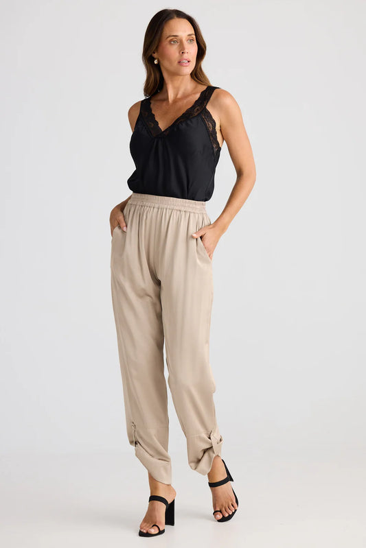 Wonderland Pant - Beige / Taupe