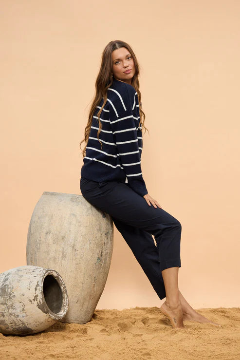 Overboard knit - navy and white stripe