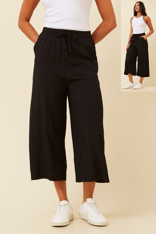 Flowy cropped pants - black