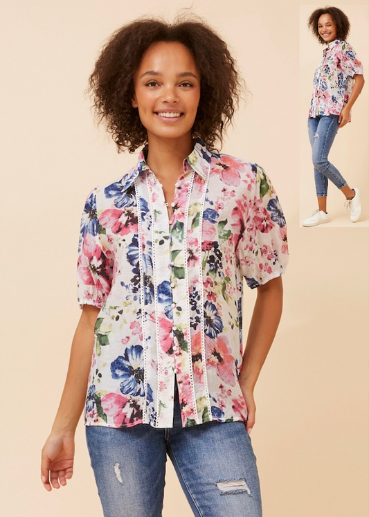 Short sleeve floral print shirt with lace trim