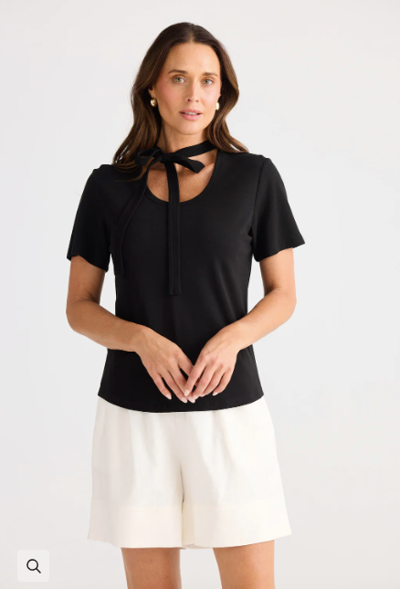 Naomi Tee - Black